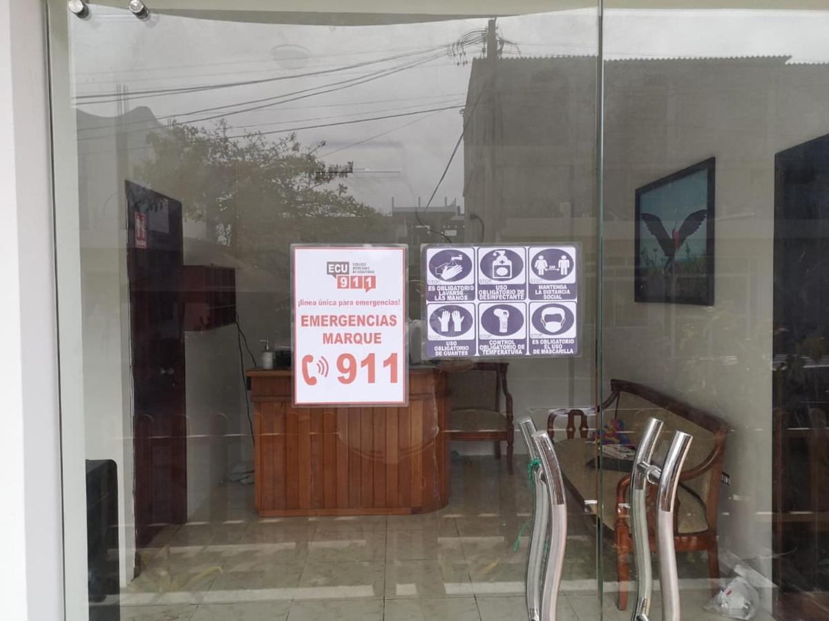 Hostal Sandrita 푸에르토빌라밀 외부 사진